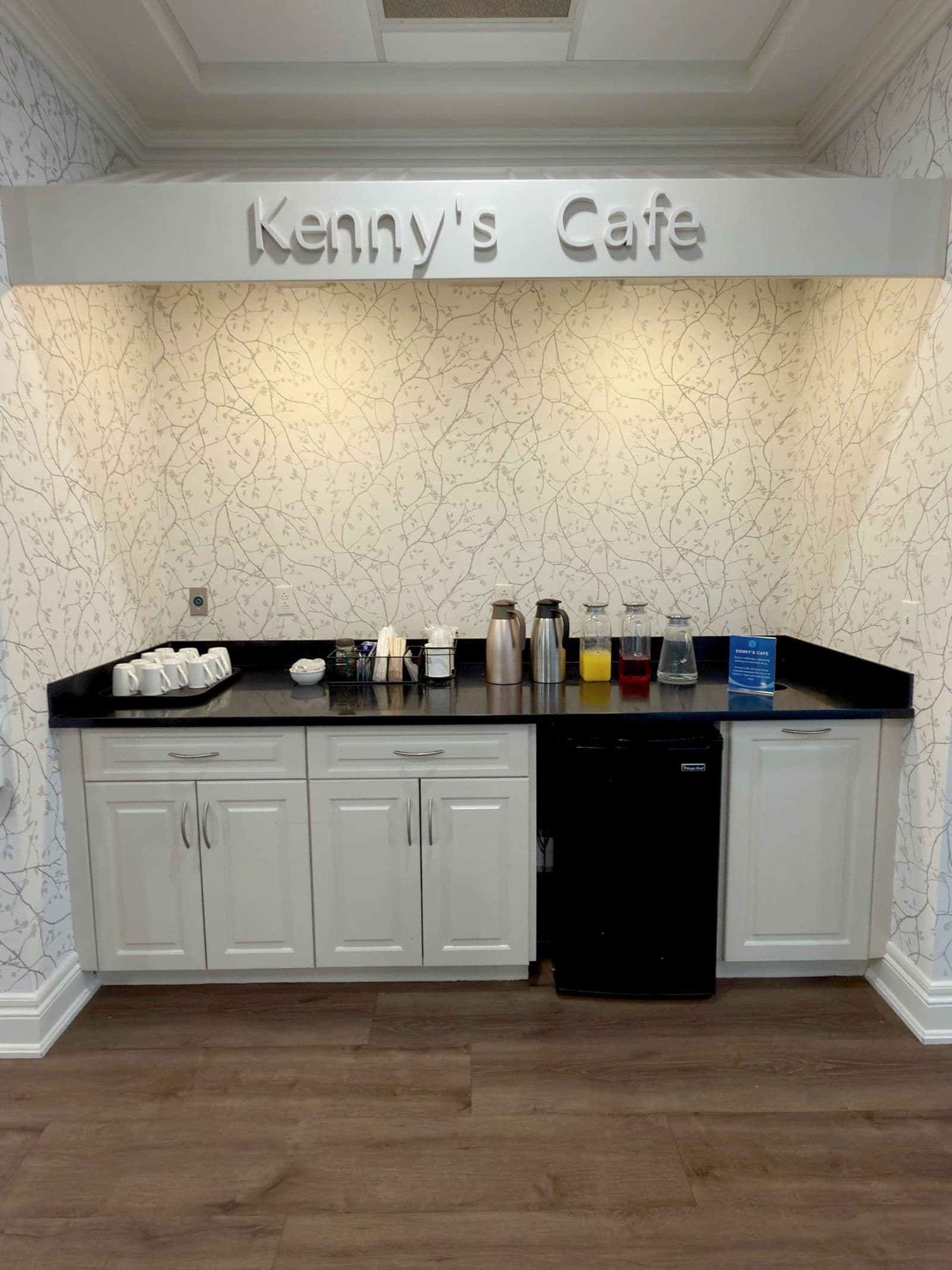 Kenny's Cafe